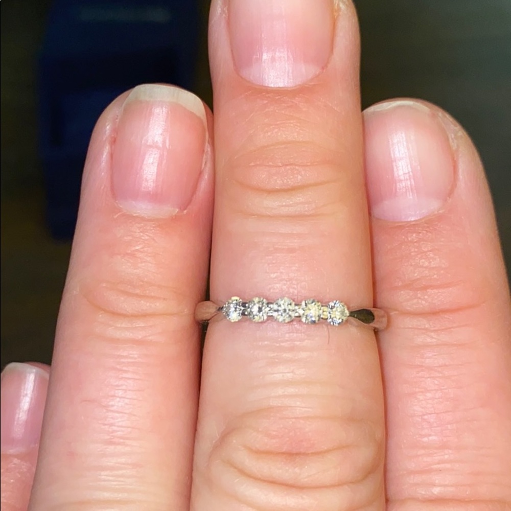 Hearts on Fire 5 Stone Band